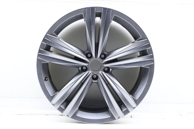 20" Inch Alloy Rim / Wheel (SEBRING) 3QF601025E — Used (SKU 687042)