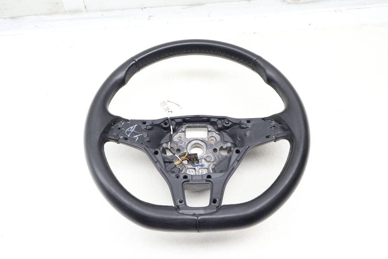 3-SPOKE Leather Steering Wheel 3QF419091S — Used (SKU 650719)