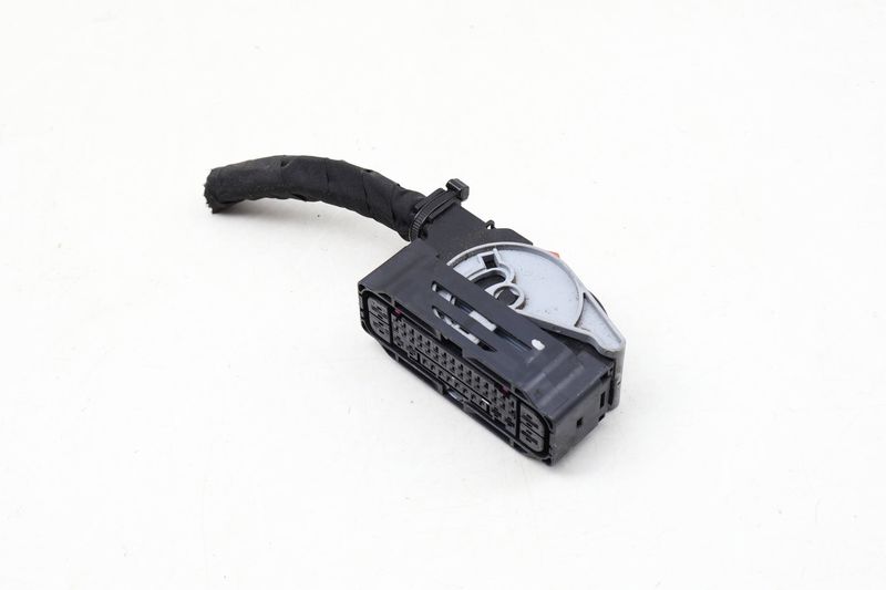 ABS Pump / Module Wiring Connector Pigtail 5Q0973046 — Used (SKU 629340)