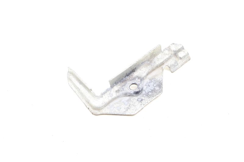 Battery Holder Clamp / Bracket 5QF803219B — Used (SKU 643636)