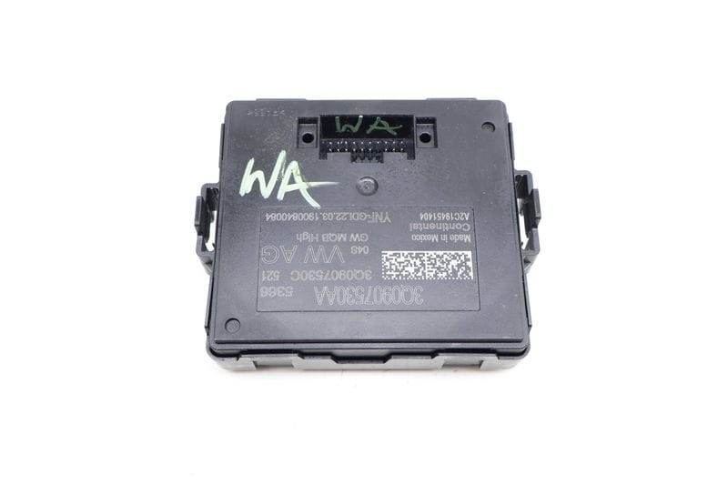 Can-Bus Gateway Module / Computer 3Q0907530AA — Used (SKU 686669)