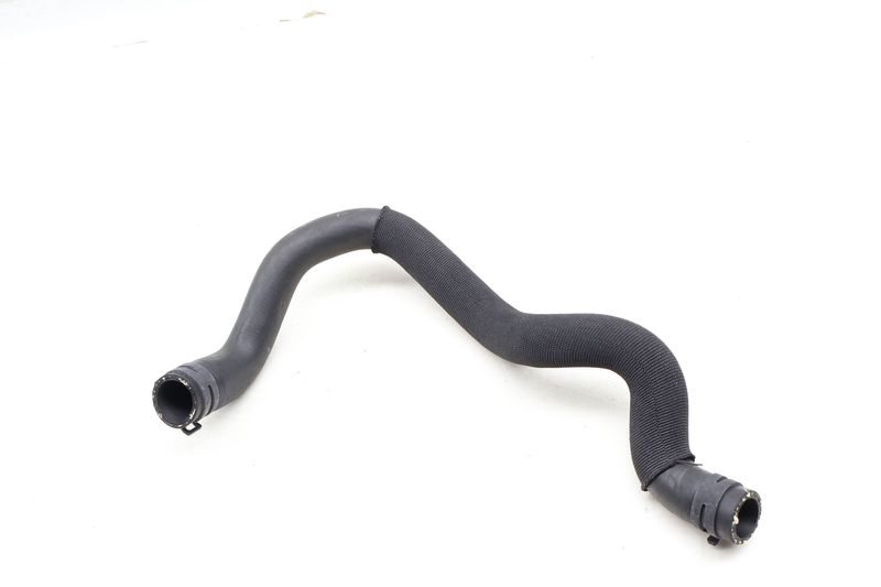 Coolant Hose / Line 3QF122073M — Used (SKU 643784)