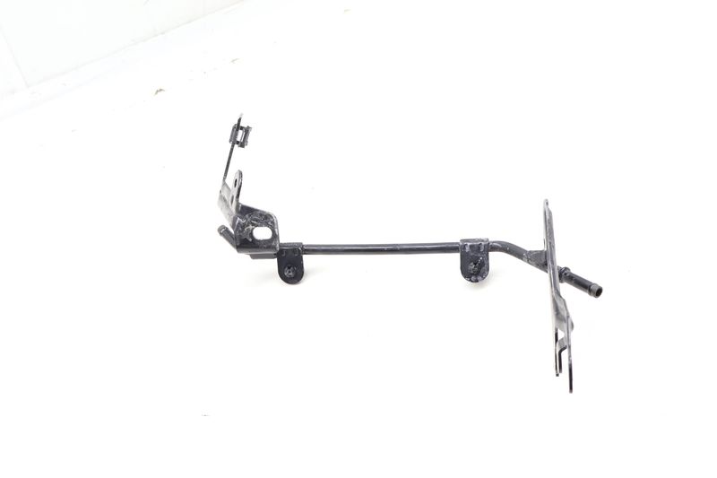 Coolant Line / Pipe / Tube 3C0121070AJ — Used (SKU 643787)