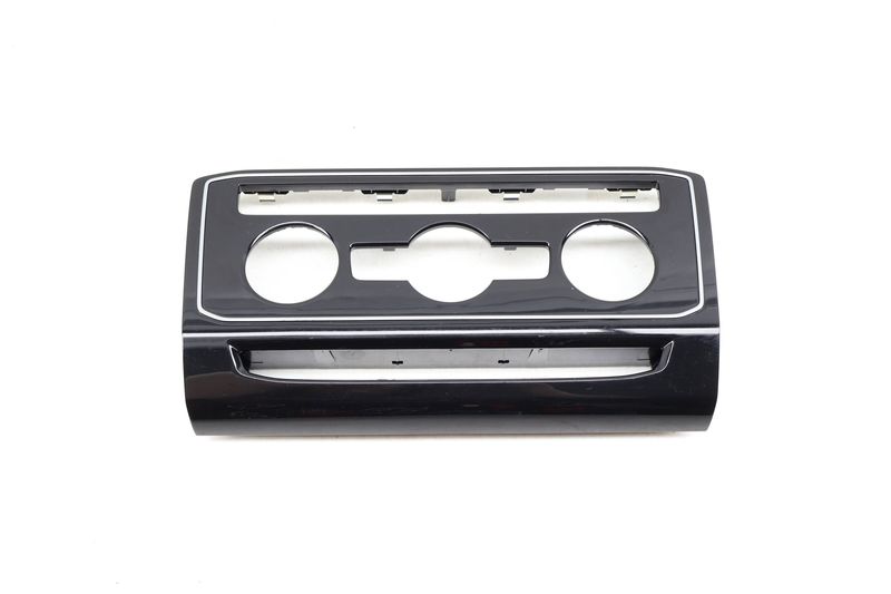 Dash Climate Control Trim / Panel 3CN863042E — Used (SKU 650714)