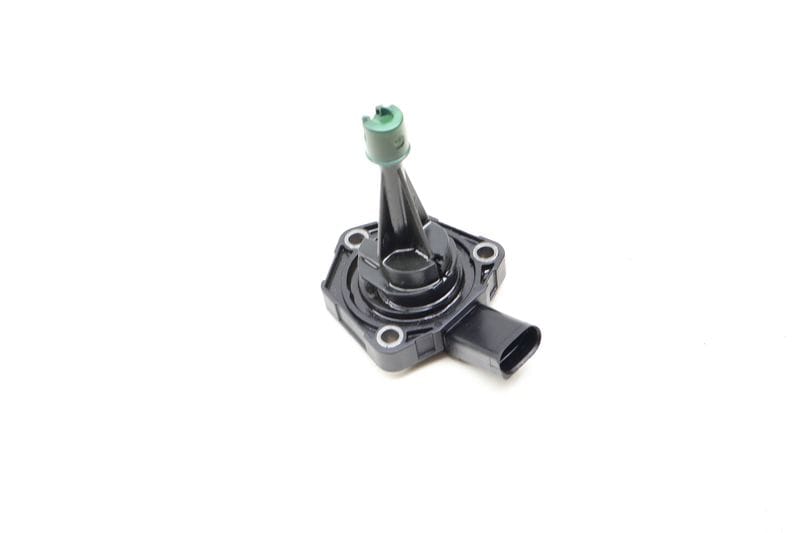 Engine Oil Level Sensor 04E907660D — Used (SKU 643640)