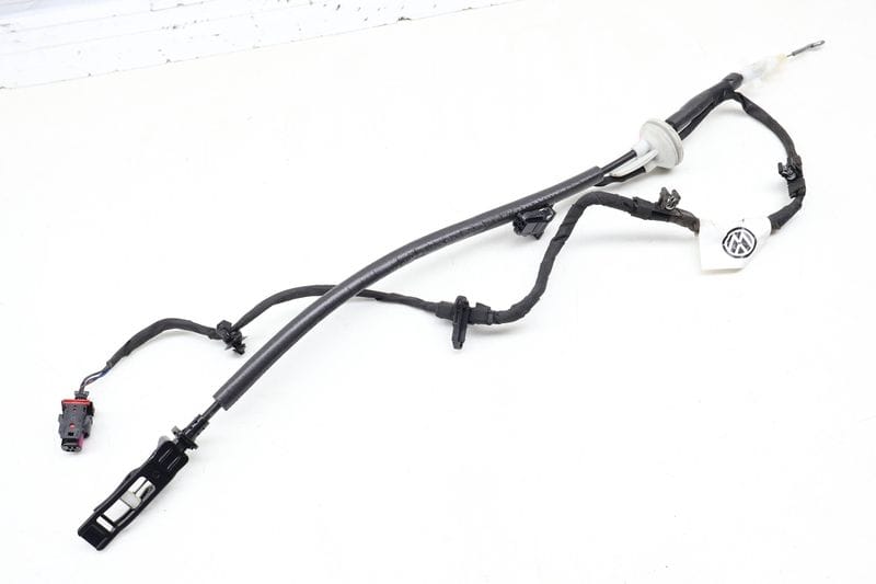 Door Handle Release Bowden Cable 3CN972295 — Used (SKU 686929)