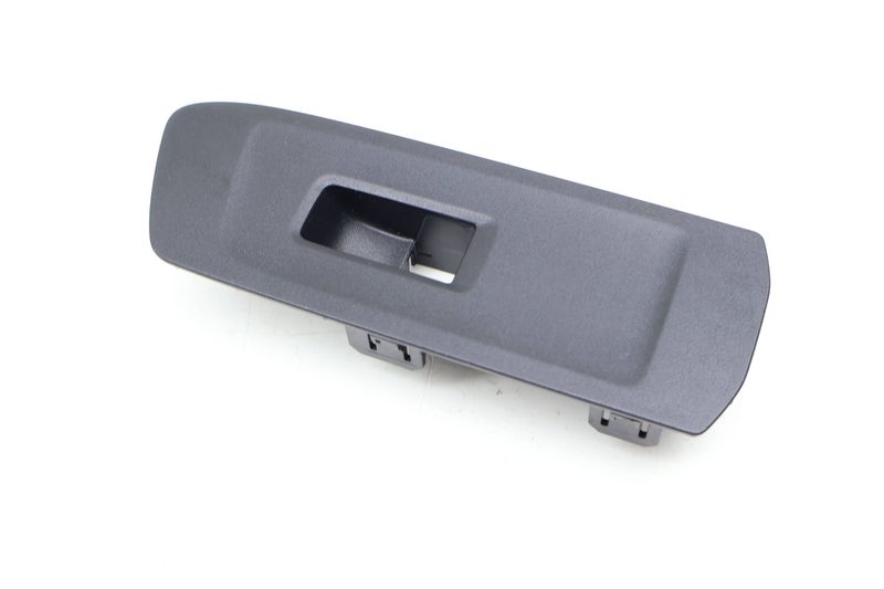Window Switch Trim 3CN867256 — Used (SKU 686698)