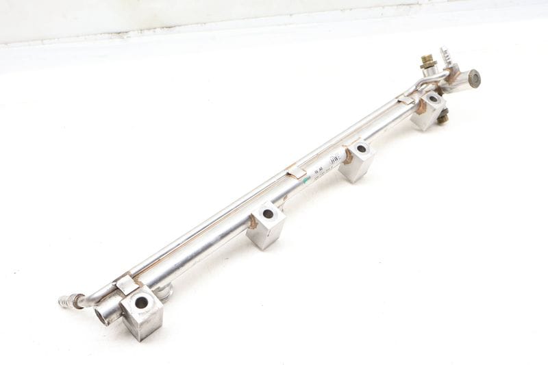 Fuel Rail 03H133316M — Used (SKU 650958)