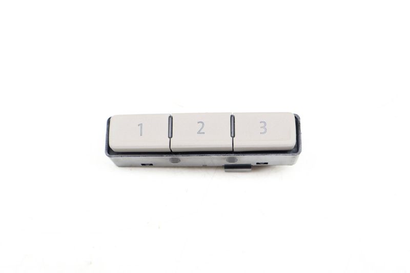 Garage Door Opener Switch 3CN959719 — Used (SKU 650898)