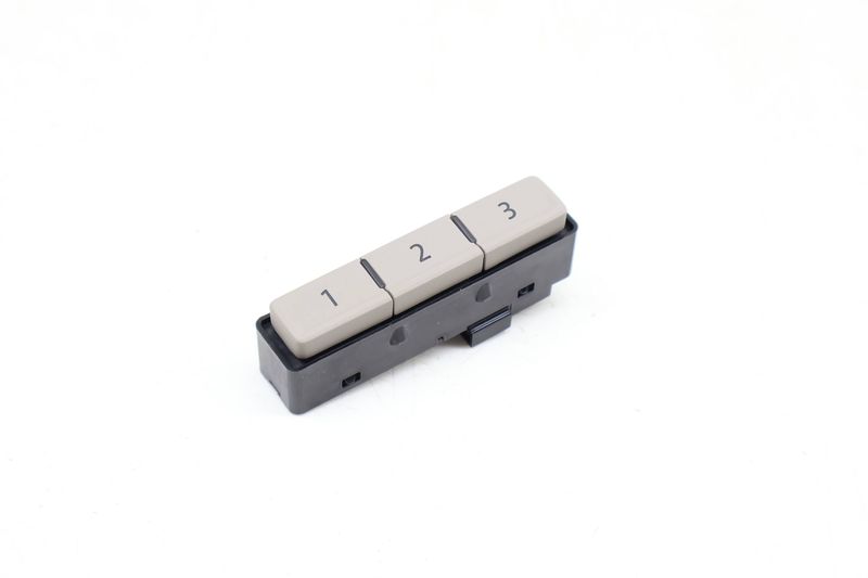 Garage Door Opener Switch 3CN959719 — Used (SKU 686719)