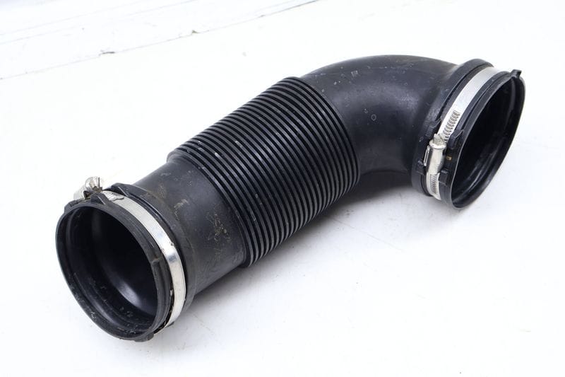 Intake Air Duct / Tube 3QF129680 — Used (SKU 687066)