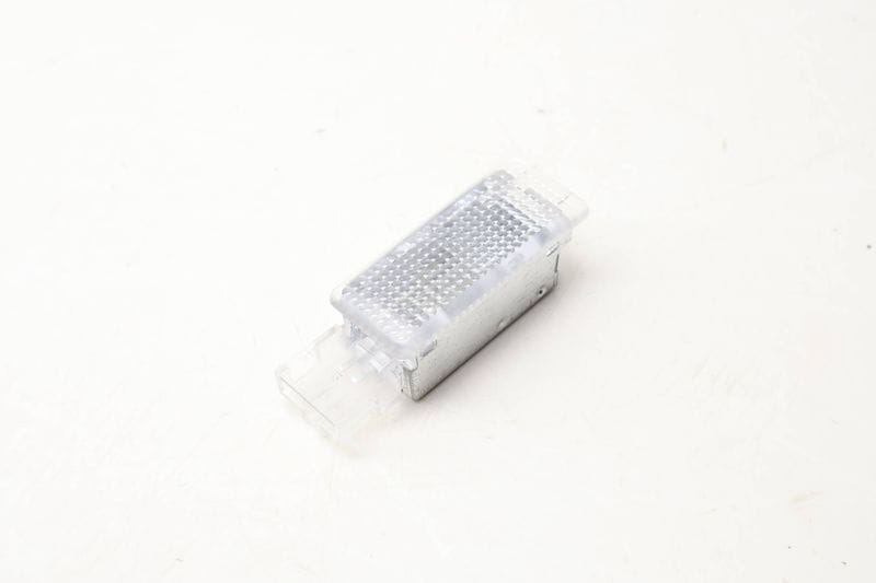 Interior Clear Light 7L0947415 — Used (SKU 643410)