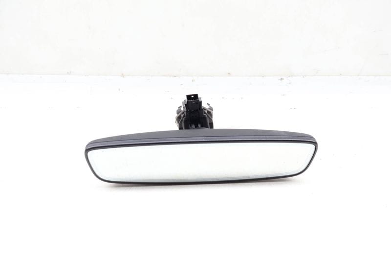 Interior Rear View Mirror w/ Auto Dim 3G0857511AM — Used (SKU 650712)