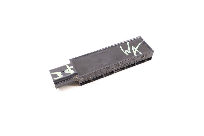 Kessy / Keyless Entry Antenna 5Q0962131 — Used (SKU 686650)