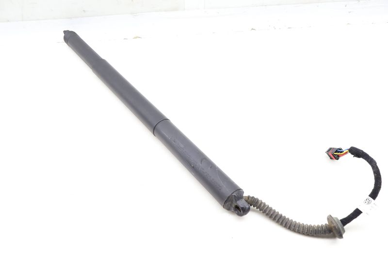 Hatch / Trunk Lid Strut 3CN827851B — Used (SKU 643583)