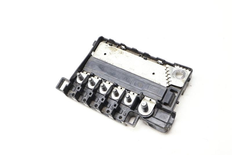 Main Fuse Box 3CN937548B — Used (SKU 650997)
