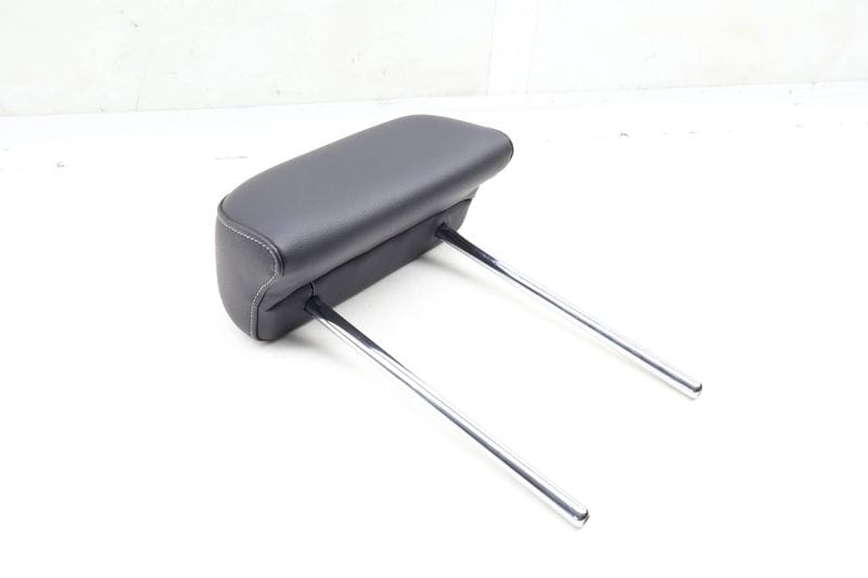 2ND Row Center Headrest / Head Rest 3CN885900E — Used (SKU 643527)