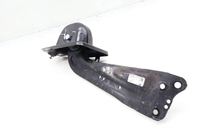 Lower Control / Trailing Arm 3QF505223B — Used (SKU 651019)