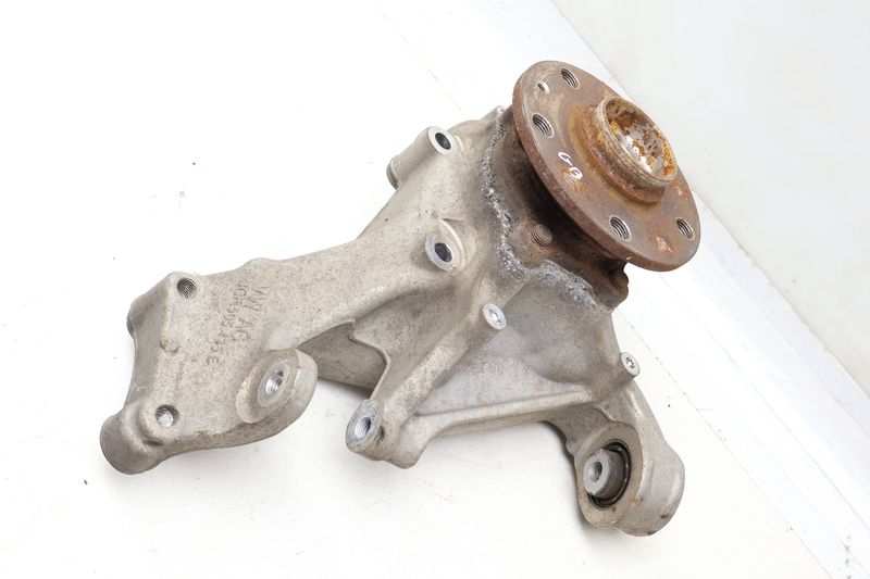 Spindle Knuckle w/ Wheel Bearing 3QF505435E — Used (SKU 687027)