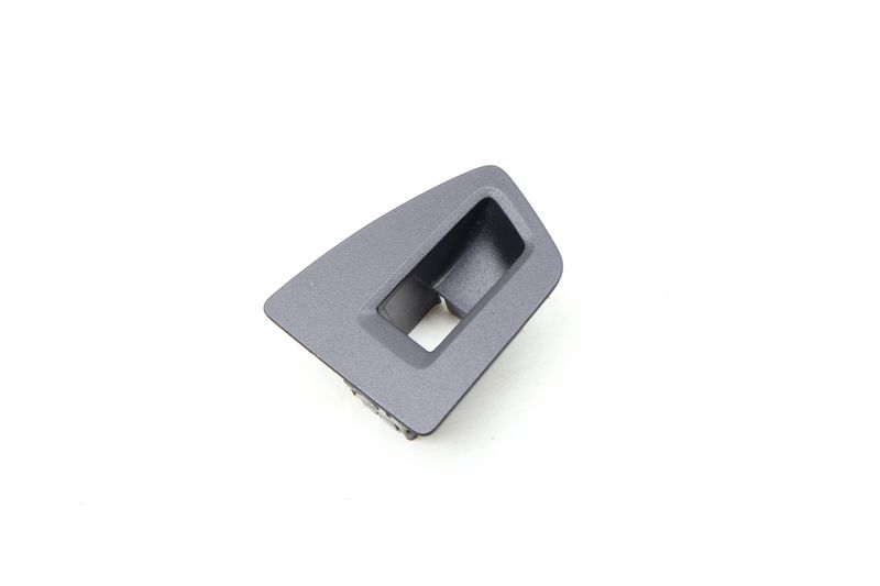 Window Switch Trim 3CN868345 — Used (SKU 643449)