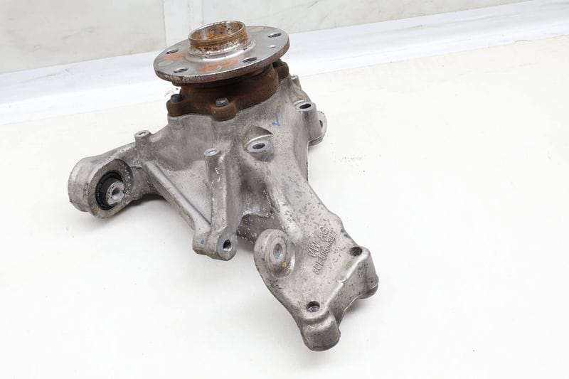 Spindle Knuckle w/ Wheel Bearing 3QF505436E — Used (SKU 629370)