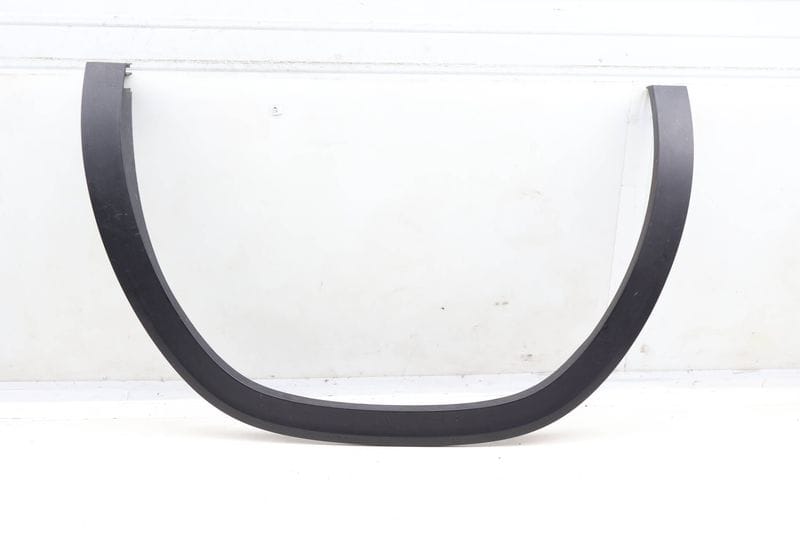 Wheel Fender Flare Trim / Molding 3CN853818 — Used (SKU 651080)