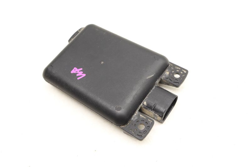 Blind Spot Detection Control Module (MASTER) 5Q0907686C — Used (SKU 512552)