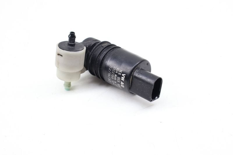 Windshield Washer Pump 1K6955651 — Used (SKU 686836)