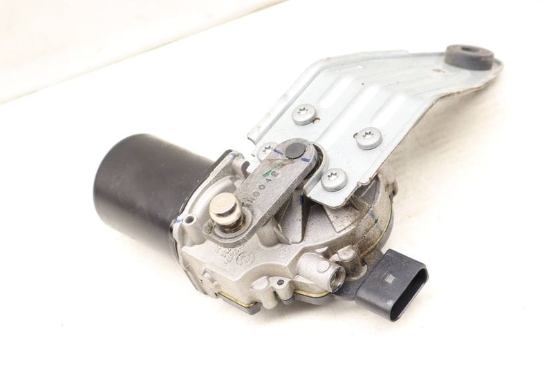 Windshield Wiper Motor 3CN955113A — Used (SKU 512443)