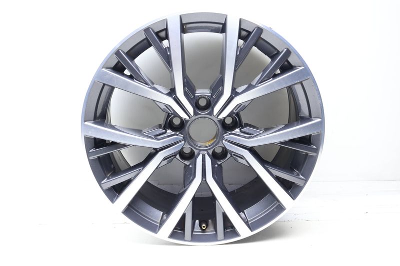 17" Inch Alloy Rim / Wheel (10-SPOKE) 5NN601025K — Used (SKU 694995)