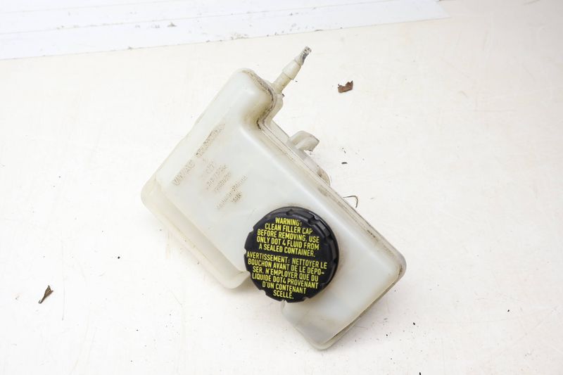 Brake Fluid Reservoir / Tank 5Q1611301C — Used (SKU 694899)