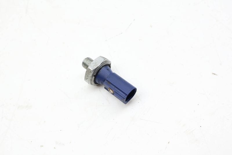 Engine Oil Pressure Switch / Sensor 06K919081 — Used (SKU 694605)