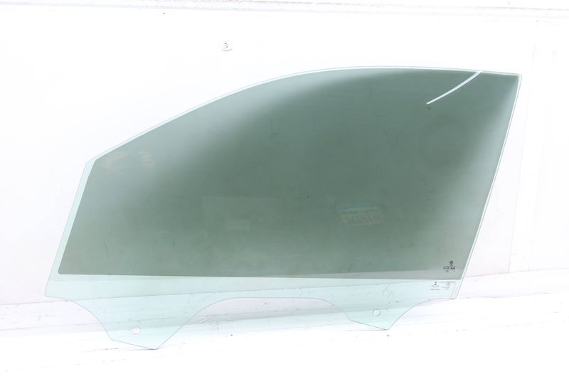 Door Window Glass 5NA845201 — Used (SKU 695012)