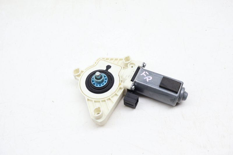 Power Window Motor 5Q4959801B — Used (SKU 694848)