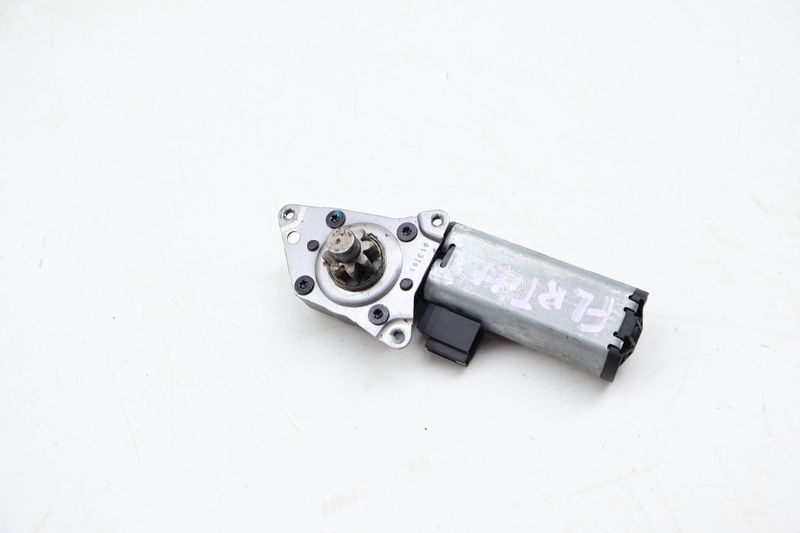 Rear Tilt / Height Seat Motor 3QF959111A — Used (SKU 694847)
