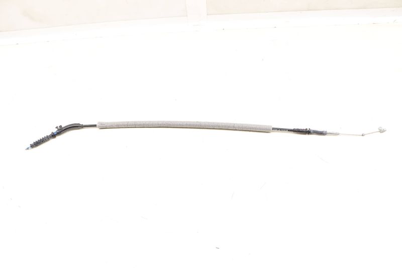 Exterior Door Handle Release / Bowden Cable 5NN837017 — Used (SKU 539977)