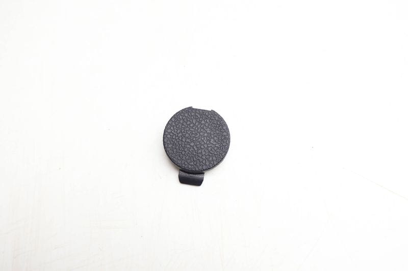 Center Console Screw Cap / Cover 5NN863359 — Used (SKU 694702)