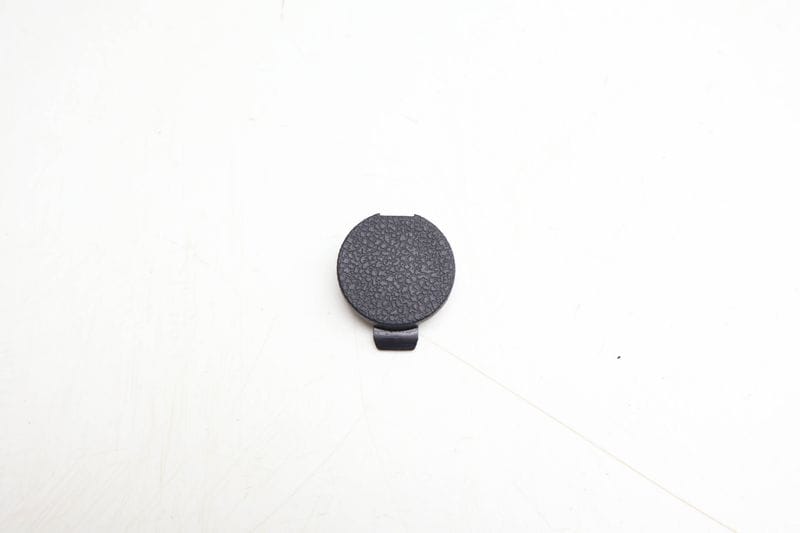 Center Console Screw Cap / Cover 5NN863359 — Used (SKU 694703)