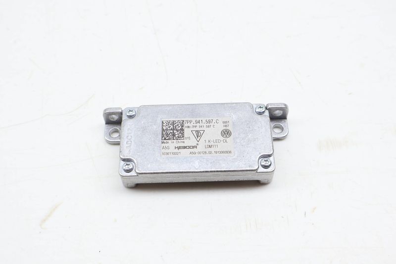 HID Xenon Headlight Control Unit / Ballast 7PP941597C — Used (SKU 694648)
