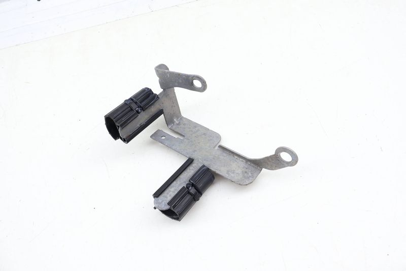 Mount Bracket 5Q0971858N — Used (SKU 694891)