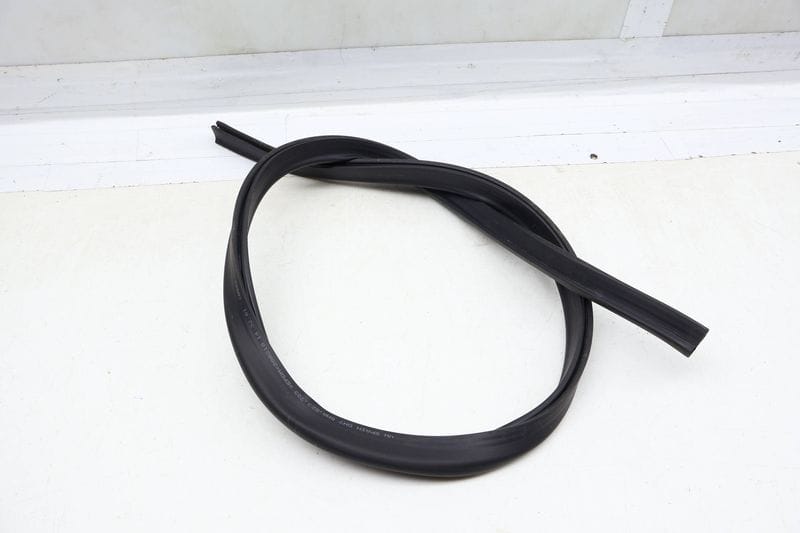 Rain Tray Seal / Weather Stripping 5NA823723 — Used (SKU 694838)