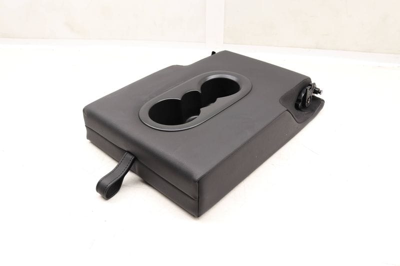 Center Armrest / Cup Holder 5NN885205B — Used (SKU 539910)