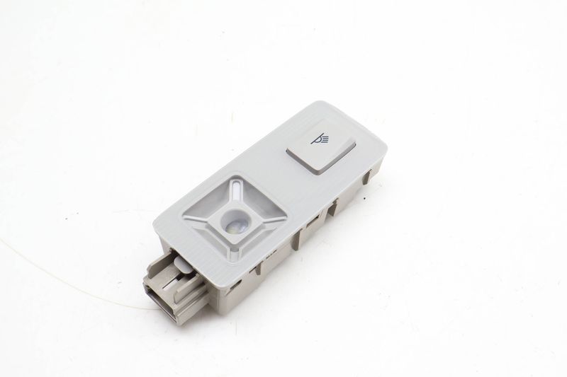 Dome LED Reading Light 5TA947291B — Used (SKU 694668)