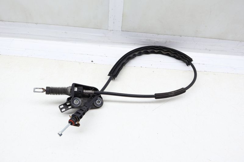 Shift / Shifter Linkage Cable 5QN713263 — Used (SKU 694839)