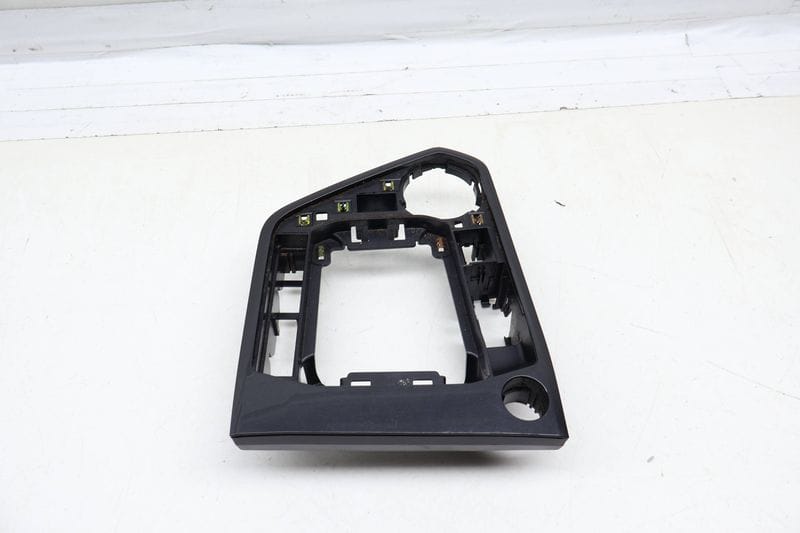 Shifter Trim / Cup Holder 5NN864263A — Used (SKU 694829)