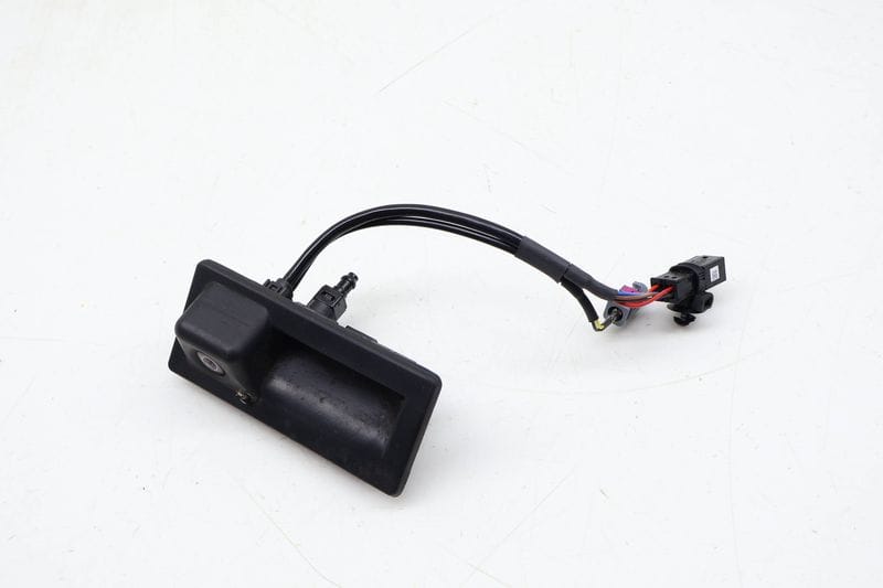 Trunk Hatch Release Handle / Switch w/ Camera 5NA827566D — Used (SKU 694636)