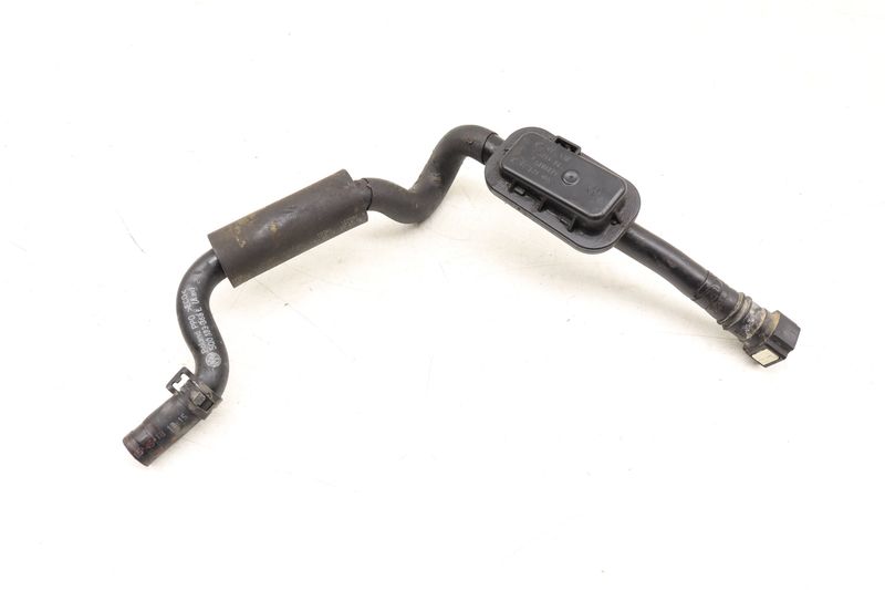 Vacuum / Breather Hose / Line 5Q0133366L — Used (SKU 540275)