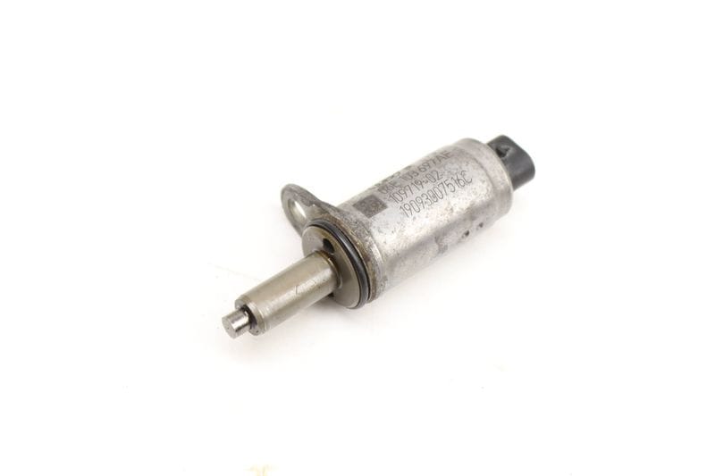 Cam Valve / Camshaft Adjustment Solenoid 06E103697AE — Used (SKU 590810)