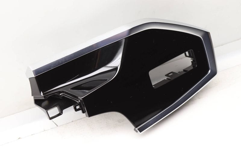 Dash Trim / Bezel 83B853189A — Used (SKU 590607)