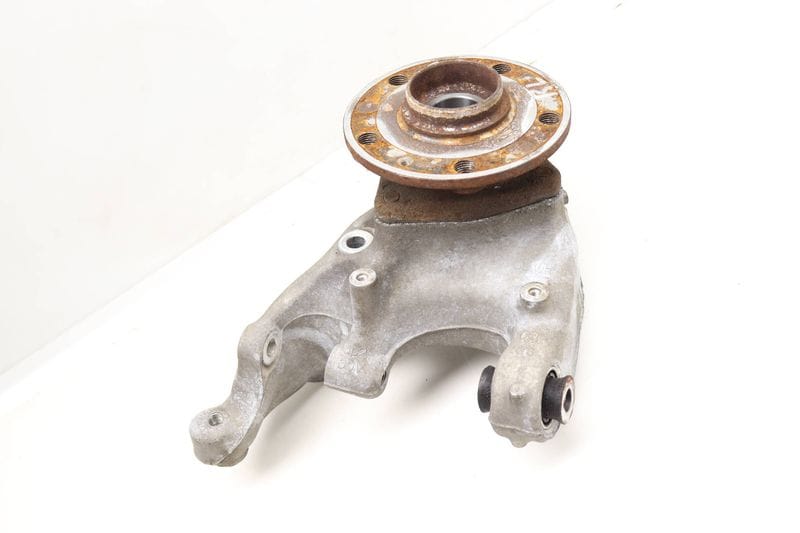 Spindle Knuckle w/ Wheel Bearing 5QF505435F — Used (SKU 590728)